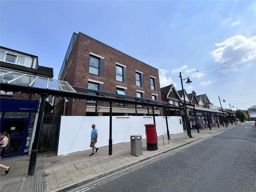 Main image of property: High Street, Eastleigh, Hampshire, SO50