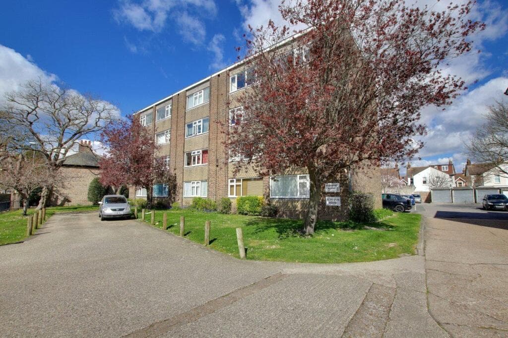 Main image of property: Alfriston House, Broadwater Street East, Worthing, West Sussex, BN14