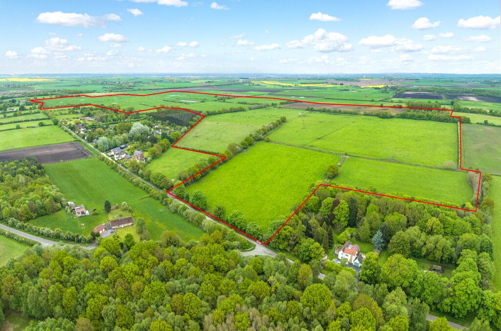 Main image of property: Starcross Farm, Turbary, Epworth, Doncaster, North Lincolnshire, DN9 1DY