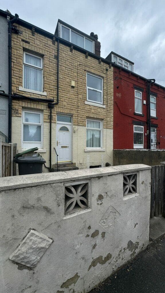 Main image of property: Clifton Grove, Leeds, LS9 6EW