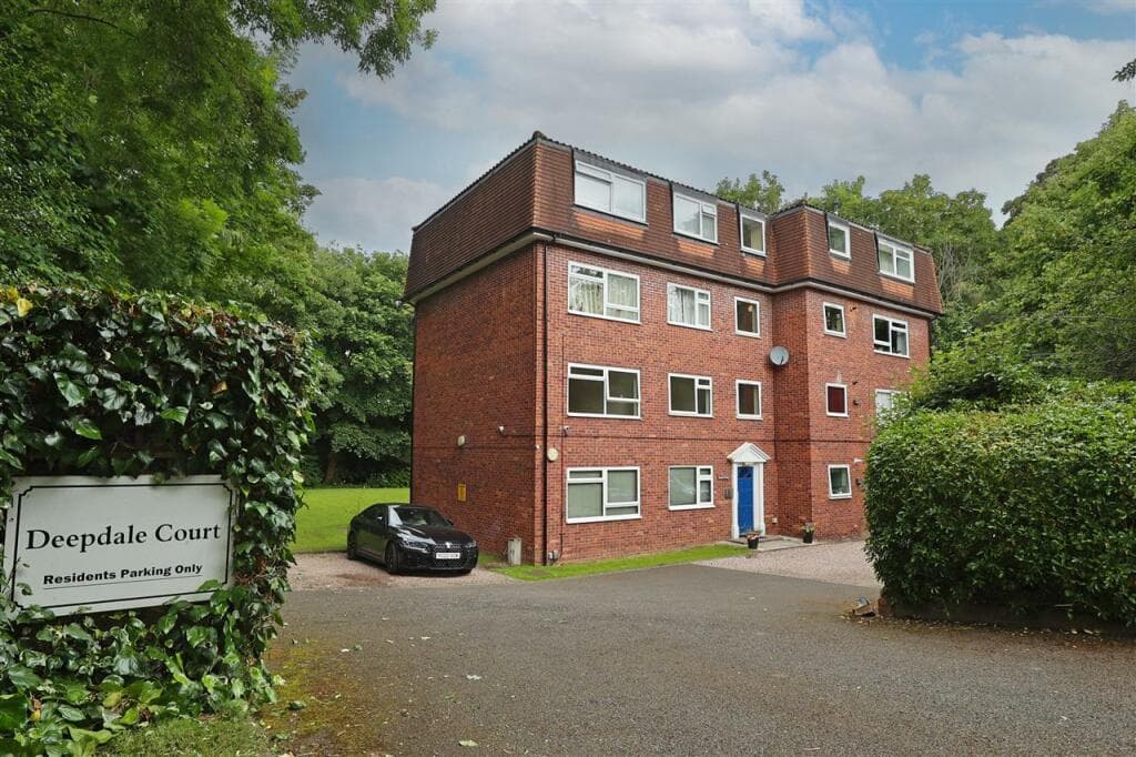 Main image of property: Deepdale Court,, 2A Birdhurst Avenue, South Croydon