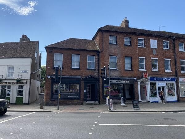 Main image of property: Eastgate Square, Chichester, West Sussex, PO19 1JH