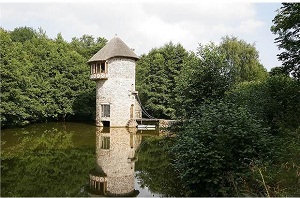 A hotel with a medieval tower thrown in! - £2,500,000