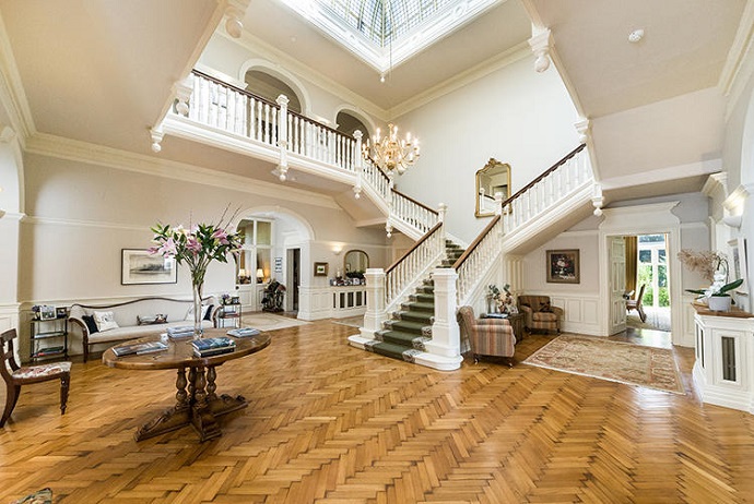 9 stunning staircases on Rightmove | Property news